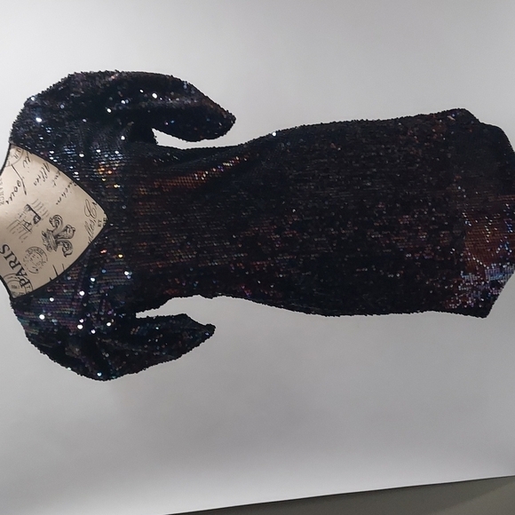 ARMANI EXCHANGE SEQUIN-STUDDED V-NECK DRESS SIZE 4 - Picture 2 of 16